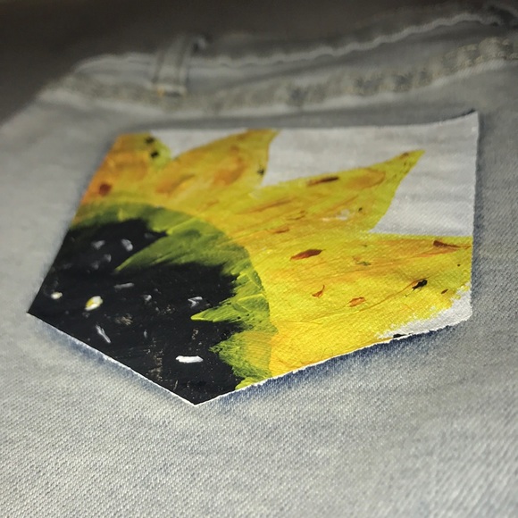 Vintage Havana jean denim shorts with sunflower - Picture 3 of 3